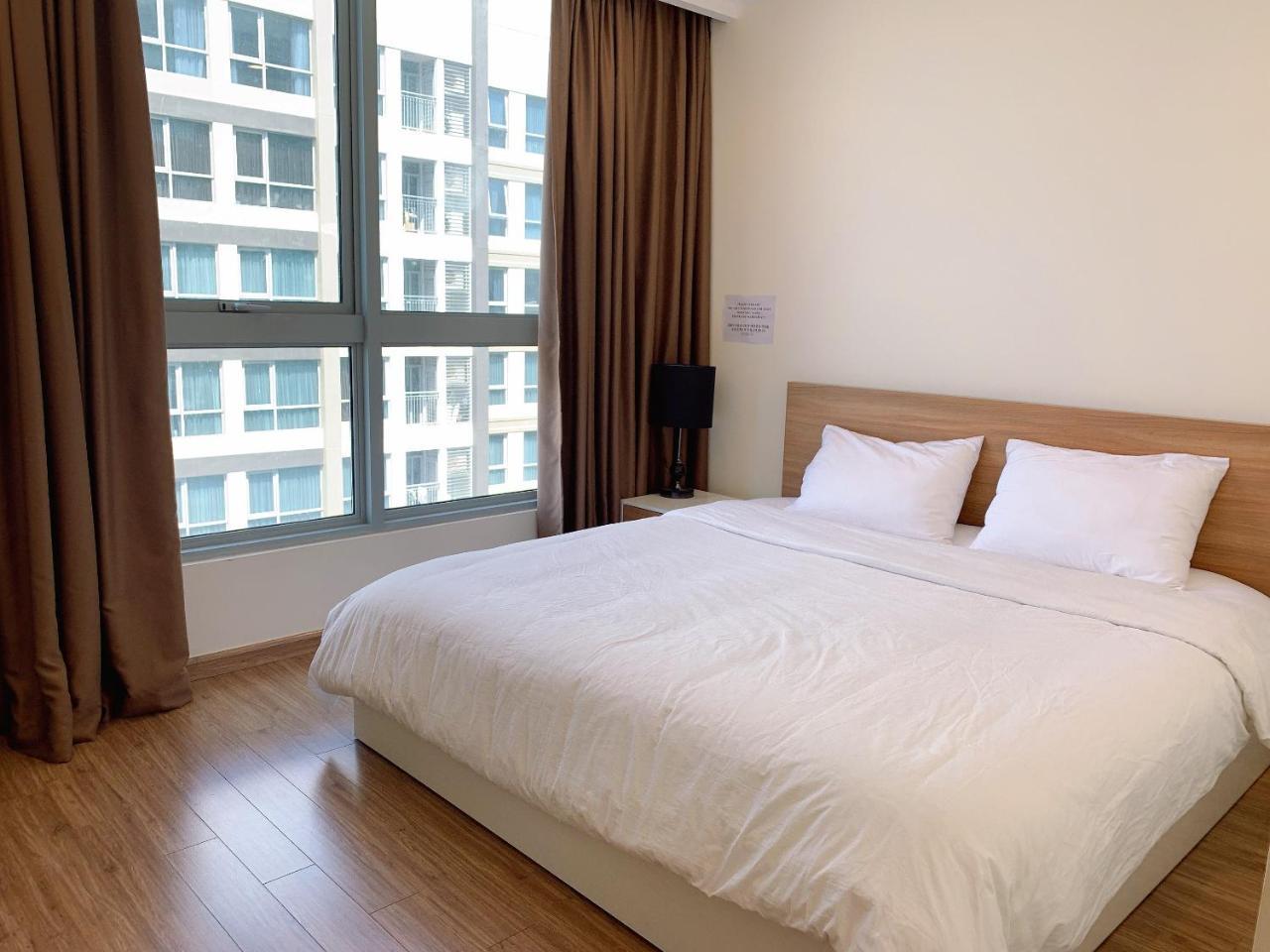 Homes By Christine - Vinhomes Central Park Ho Chi Minh City Exterior photo