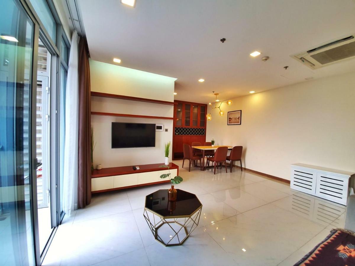 Homes By Christine - Vinhomes Central Park Ho Chi Minh City Exterior photo