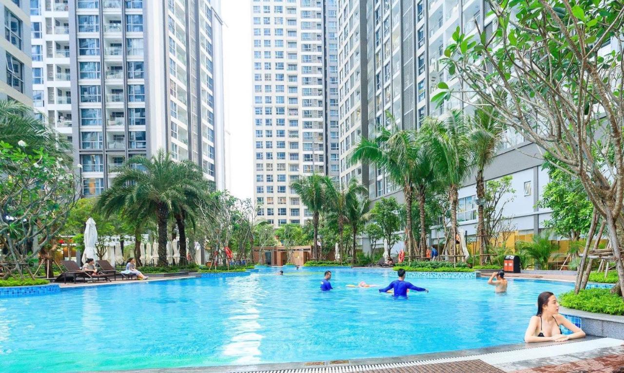 Homes By Christine - Vinhomes Central Park Ho Chi Minh City Exterior photo